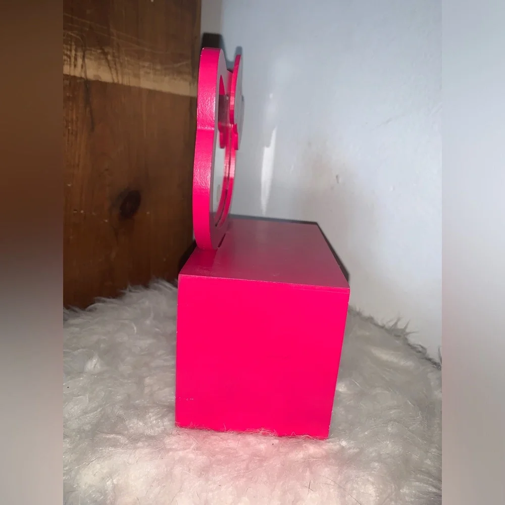 2014 Hello Kitty Jewelry Box with Mirror